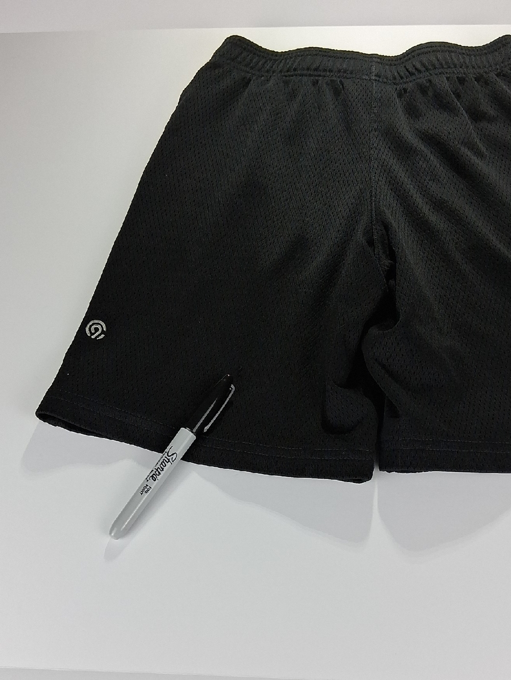 Boys Champion Black Athletic Mesh Shorts Size Medium (8/10) With Pockets - Picture 6 of 9